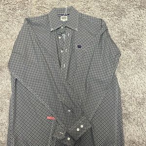 Long sleeve cinch shirt